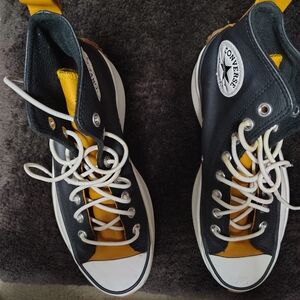 Converse Run Star Hike Hi Sneaker Black Leather  MAKE A REASONABLE OFFER